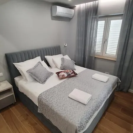Newly Renovated Apt. Near To Entrance To Old Town Dubrovnik Exterior photo